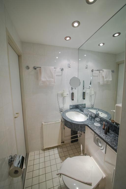Wellness Hotel Harms Bad Nenndorf Oda fotoğraf